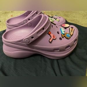 Womens size 9 platform purple crocs